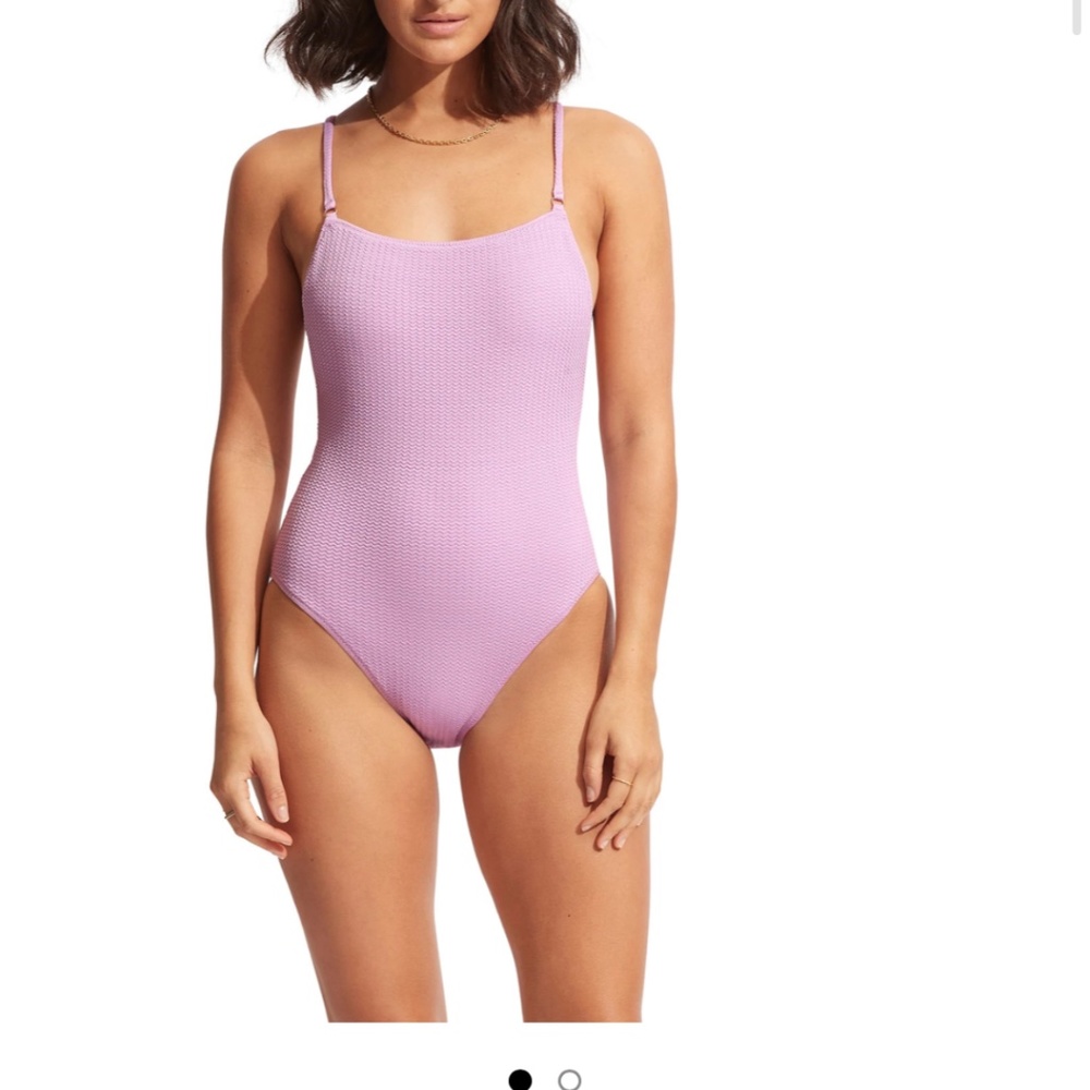 One piece swim suit